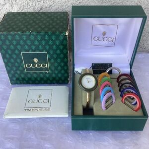 Vintage Gucci 11/12.2 Interchangeable Bezel Bangle Watch Mint Preowned Condition